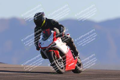 media/Nov-06-2023-Moto Forza (Mon) [[ce023d0744]]/3-Intermediate Group/Session 5 (Turn 9)/